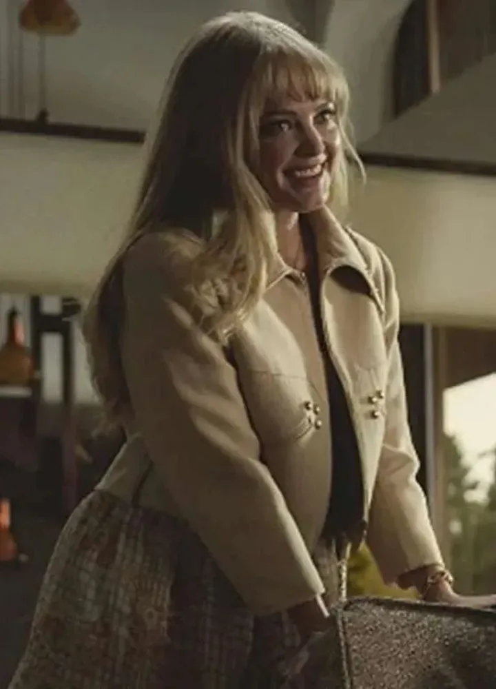 auden-thornton-black-mirror-s06-jacket auden-thornton-black-mirror-s06-jacket.webp
